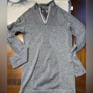 Woman’s size small grey zyia active 1/4 zip long sleeve